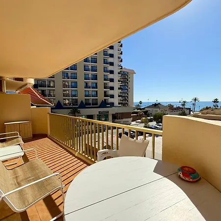 Апартаменты Blue Bay Sea Views *