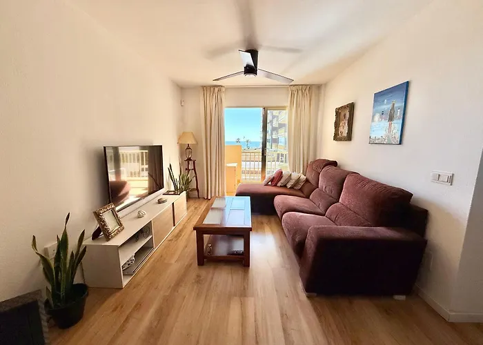 Апартаменты Blue Bay Sea Views Фуэнхирола