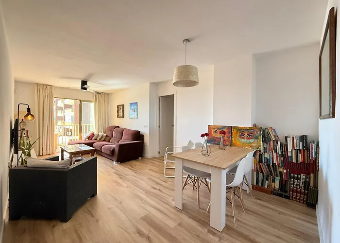 Blue Bay Sea Views Апартаменты Фуэнхирола