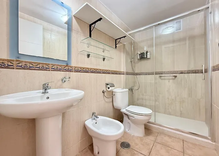 Blue Bay Sea Views Фуэнхирола